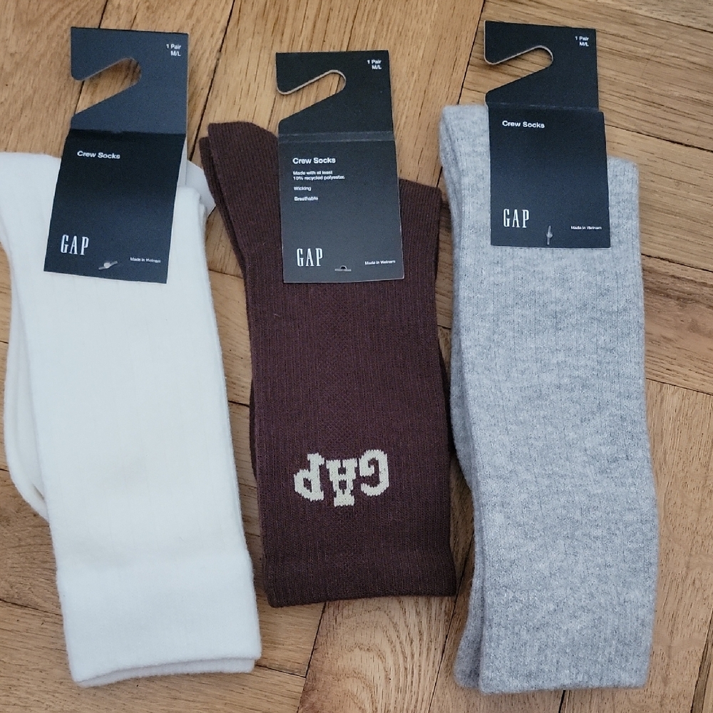 BUNDLE/3-PAIRS CREW SOCKS/GAP